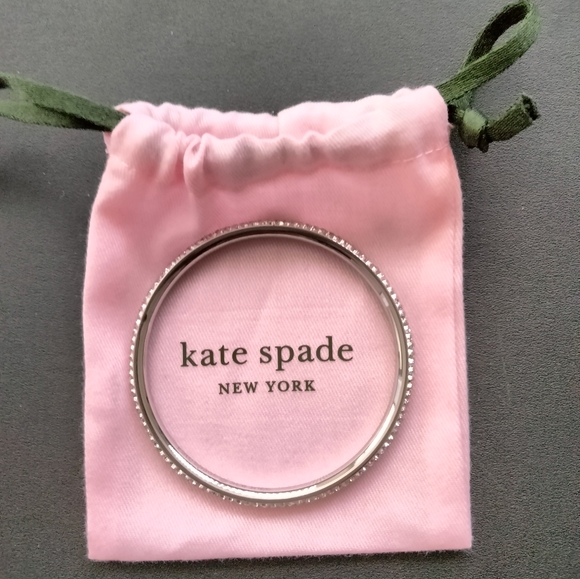 🤍SOLD🤍 Bracelet - Picture 4 of 5